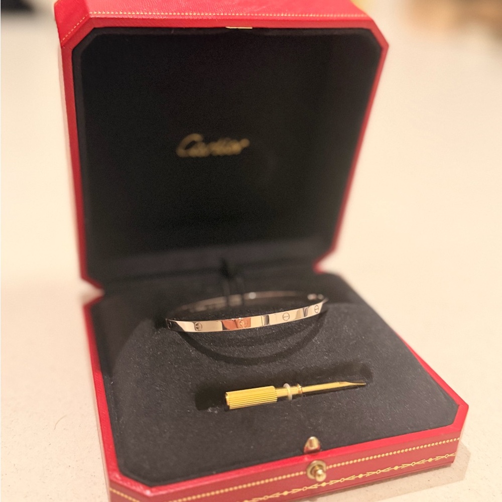 Authentic never worn Cartier 18k white gold love bracelet